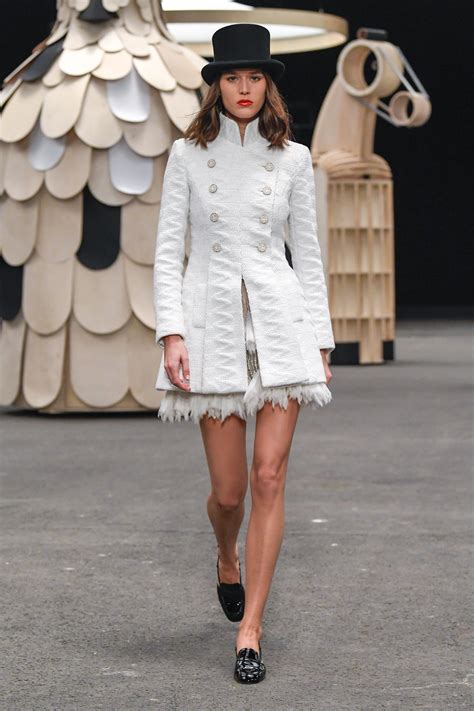 chanel herengeuren|chanel haute couture shows.